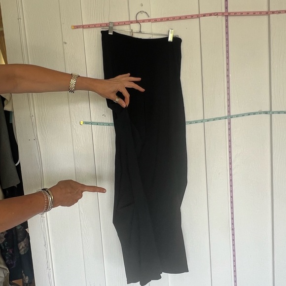 Designer Skirt. NWT. Size In label shown. USA size M size italian 42 USA 5 - Picture 3 of 13